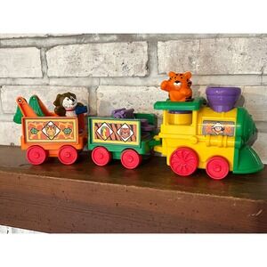 Vintage 2001 Fisher-Price Little People Zoo Train